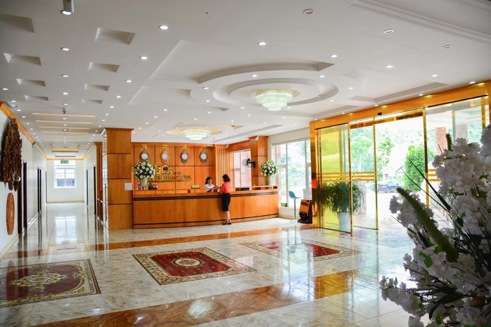 Manh Tuan Hotel Moc Chau - By Bay Luxury Екстериор снимка