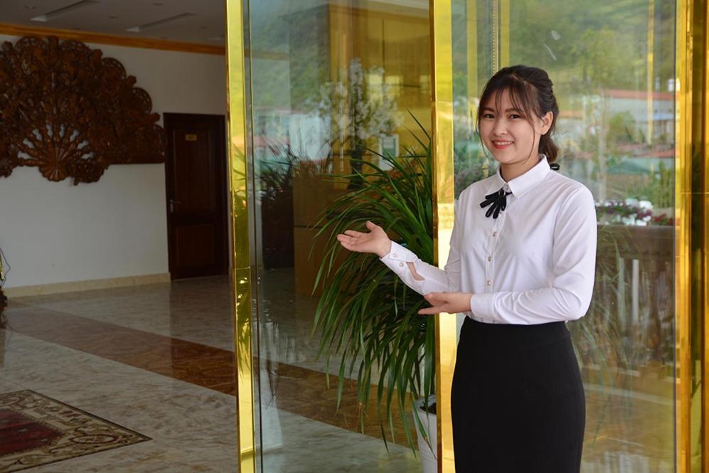 Manh Tuan Hotel Moc Chau - By Bay Luxury Екстериор снимка